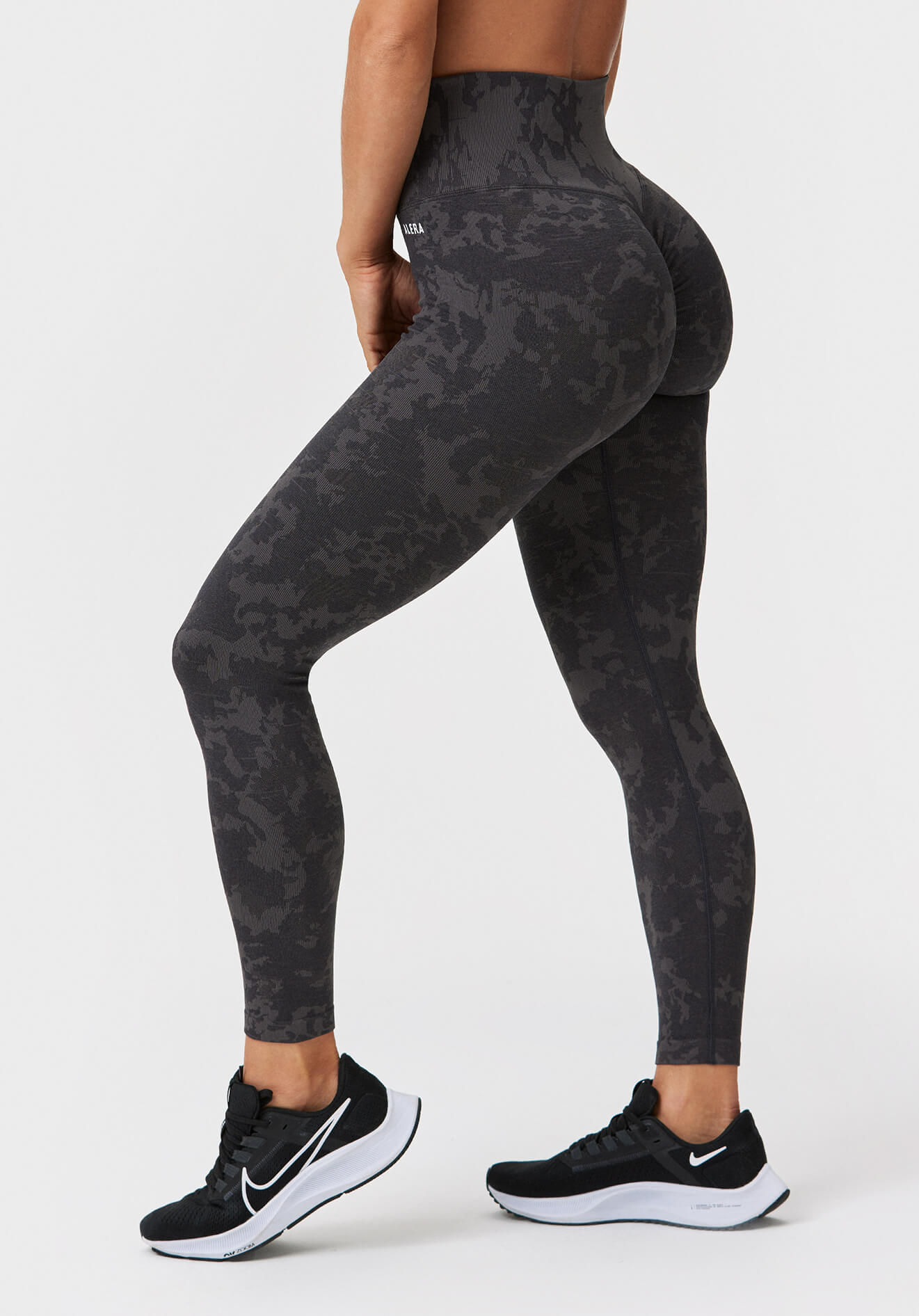 Contra Camo Scrunch Tights