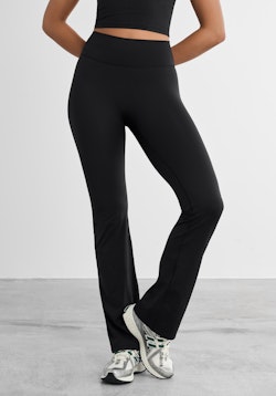 Signature Flared Tights V2 Black Regular