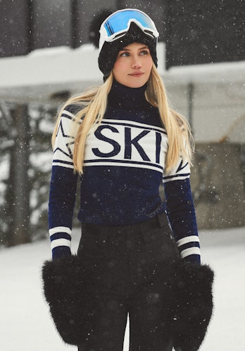SKI Sweater
